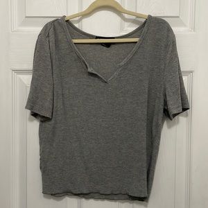 🎉4 for $10- Heather Grey short sleeve tee v neck
